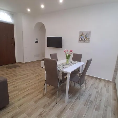 Il Belvedere Nyaraló *